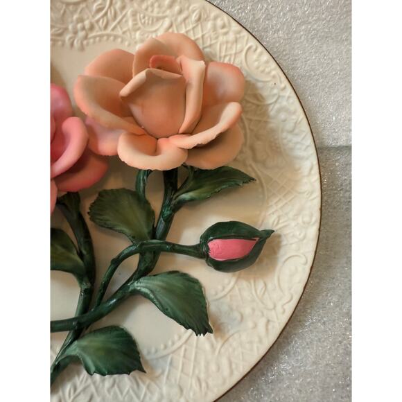 Franklin Mint “The Roses of Capodimonte” Limited Ed Plate/Bisque Porcelain - Picture 2 of 6